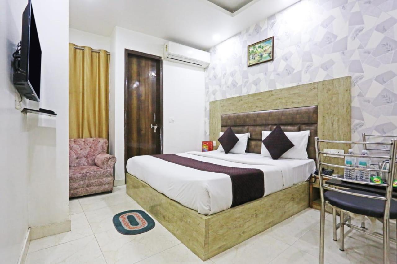 Hotel Broadway Near Delhi Airport New Delhi Bagian luar foto
