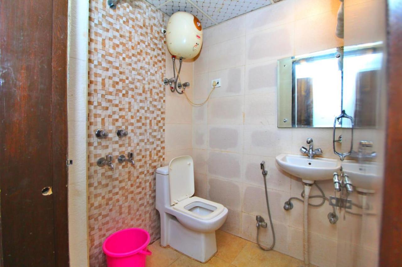 Hotel Broadway Near Delhi Airport New Delhi Bagian luar foto