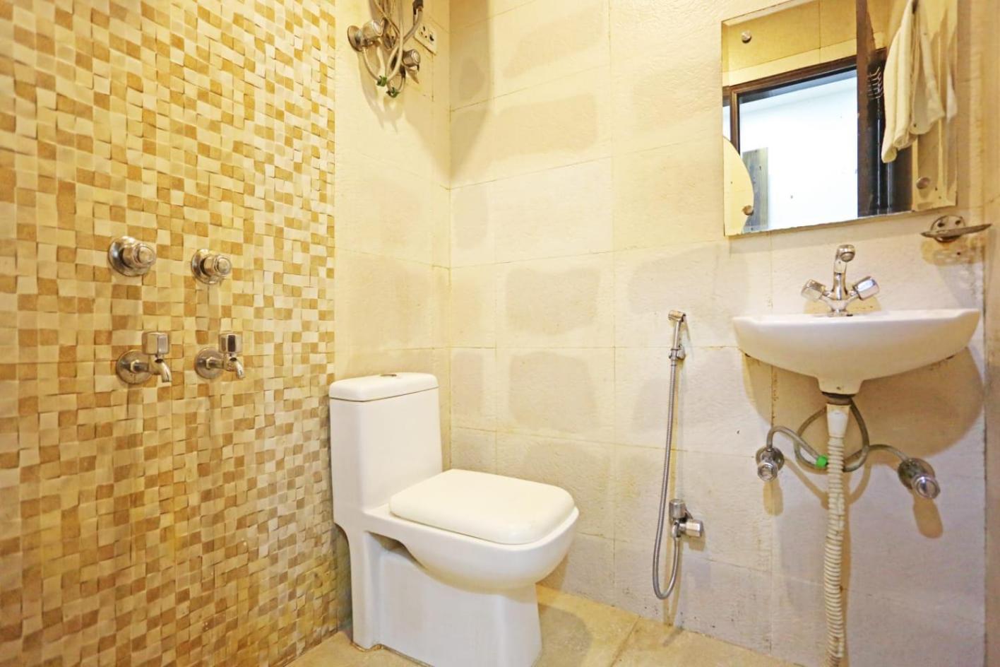 Hotel Broadway Near Delhi Airport New Delhi Bagian luar foto