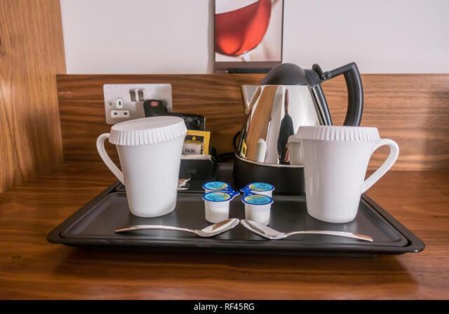 Hotel Broadway Near Delhi Airport New Delhi Bagian luar foto